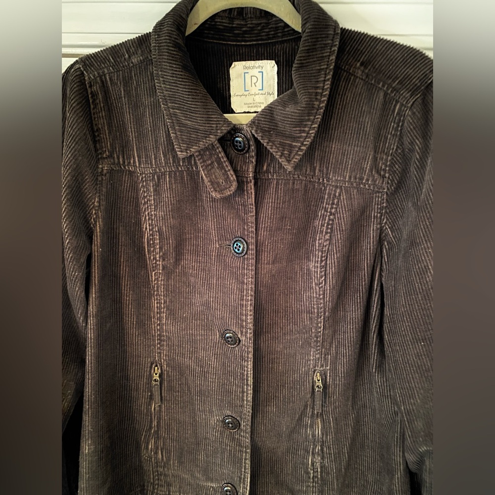 Relativity Olive Green Corduroy Fall Jacket with Pockets and Buttons Size Large - Picture 5 of 9